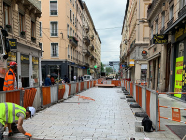 Rue Victor Hugo et Place Ampère à Lyon